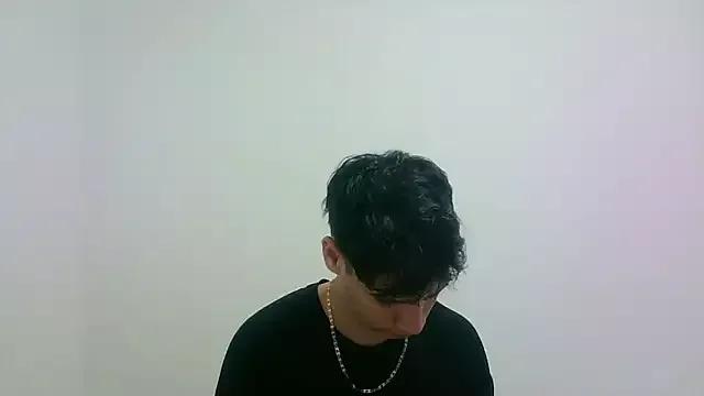 zeus_181 from StripChat is Freechat
