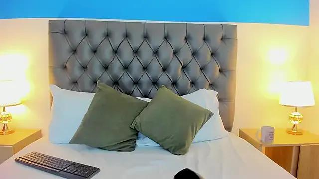 zoe_danae_ from StripChat is Freechat