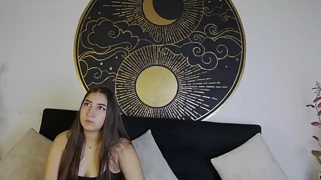 zoee_moretti from StripChat is Freechat