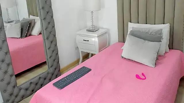 zusan_king_ from StripChat is Freechat