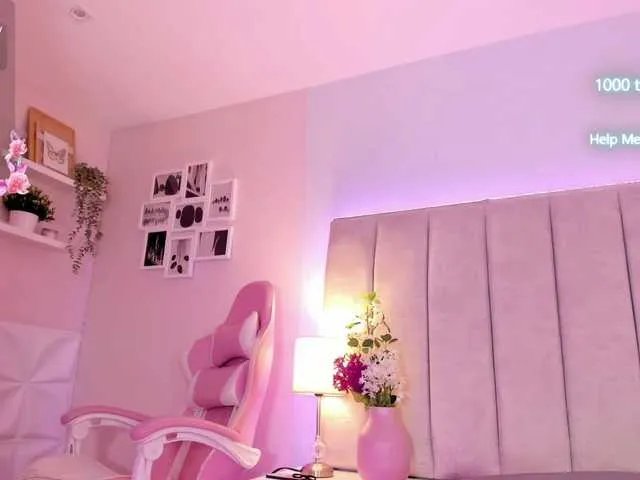 EllaThorne on BongaCams