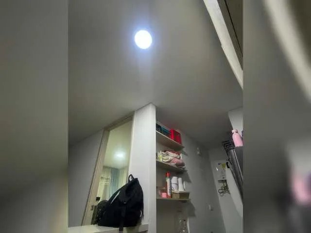 EvanShell1 on BongaCams