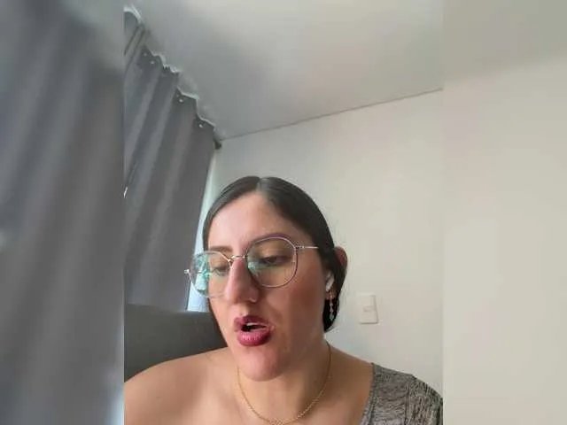 EvanShell1 on BongaCams