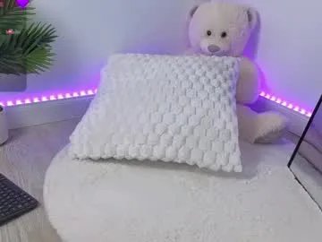 alessyaaa — Hey, PVT is ON ! tease me with my fav 101/444 and make me squirt all over  with 1111!  #bigpussylips #daddy #boobs #squirt #findom | Make me #squirt over and over  * 1910 tks left * |  |