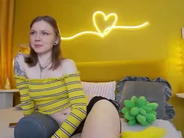 lessysweety — GOAL: Office sexy tease [115 tokens remaining] Secretary stayed overtime just for the boss #feet #natural #skinny #cosplay #bigass