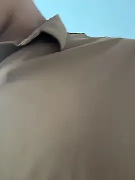 AdrianRinaldi — completely naked