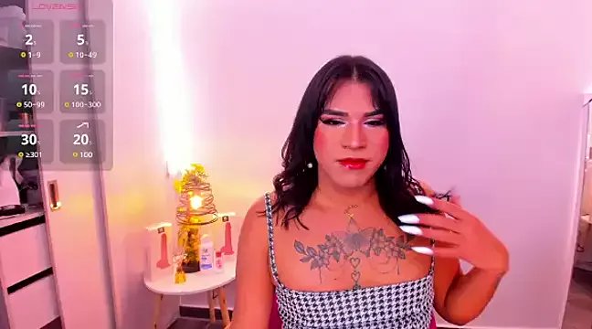 alexiaaross on StripChat