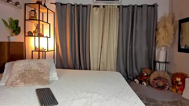 amber_maxwell — Show boobs and oil