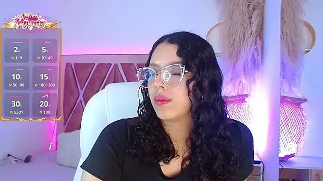 Aurora_Brownn — Freechat on StripChat