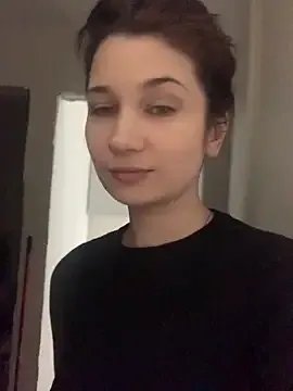 Carina_E — put on me fav lingerie and cum