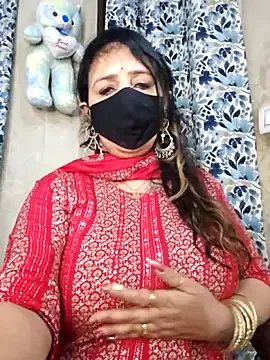 cute-tanvi — Oil on boobs