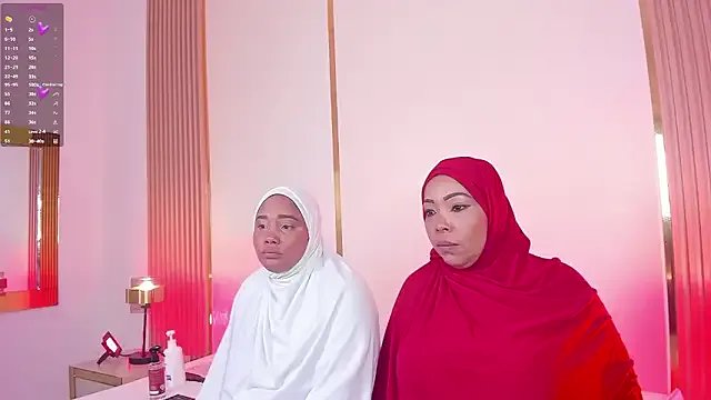 Helen_Camila — Turn Around! Camilas Ass x 40 Spanks 