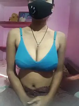 posewith — Pussy hole show  not free dimamd