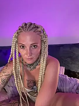 redNatified on StripChat