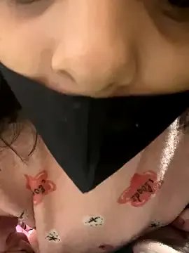 Sandhya_77 on StripChat