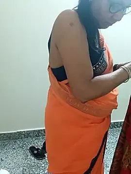 Shanu_Shah on StripChat