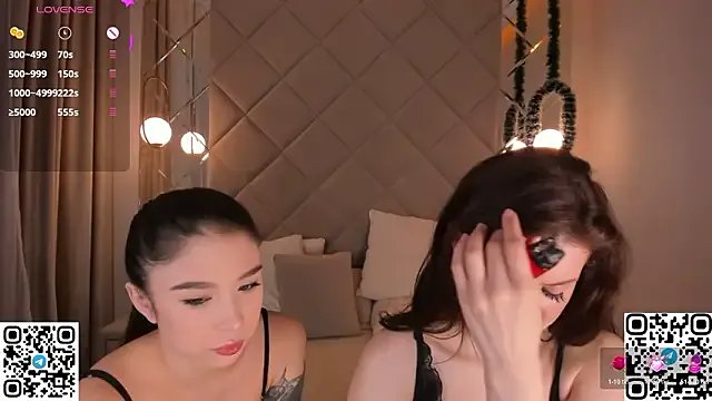 Skinny_Alice — oilish ass