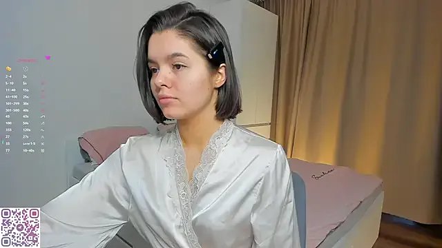 Xo_Laura — doggy and slap ass
