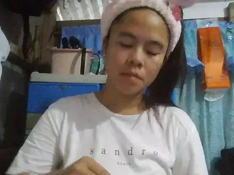 xxdreamgirl69 — WILL YOU BE MY DATE ON VALENTINES DAY:)